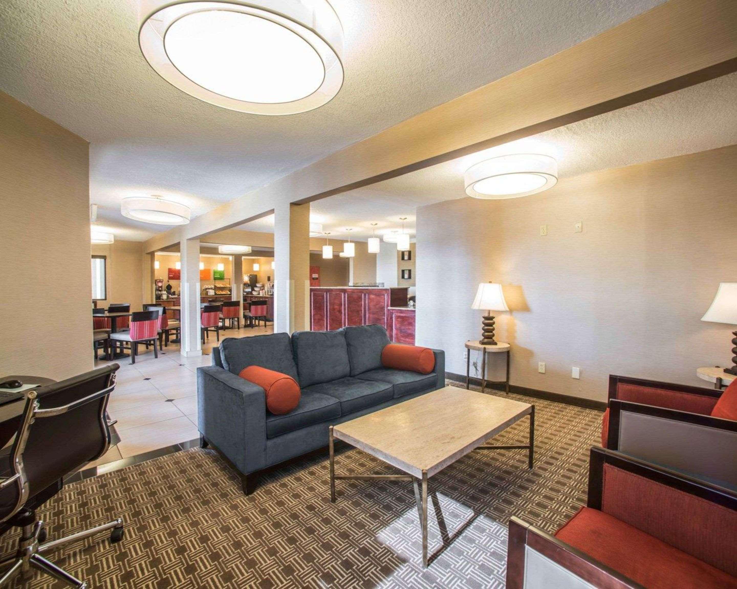 Quality Inn & Suites Boonville - Columbia מראה חיצוני תמונה