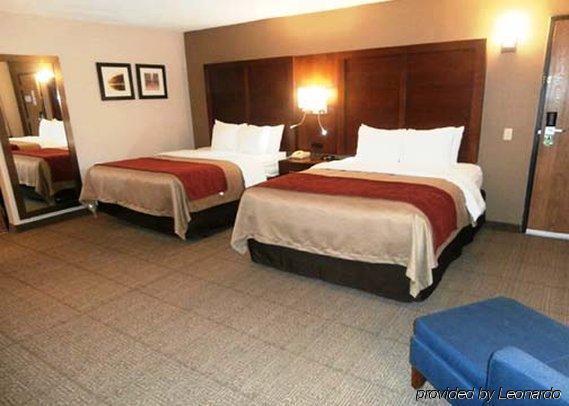 Quality Inn & Suites Boonville - Columbia מראה חיצוני תמונה