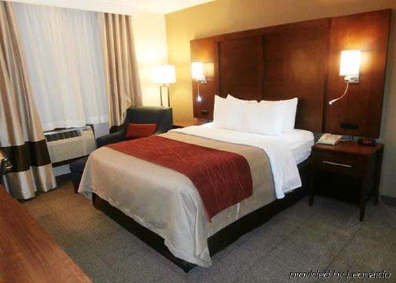 Quality Inn & Suites Boonville - Columbia מראה חיצוני תמונה