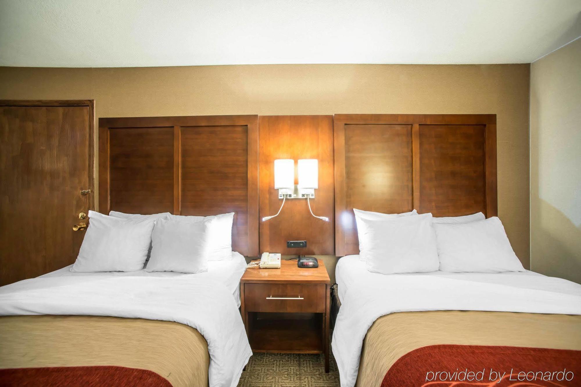 Quality Inn & Suites Boonville - Columbia מראה חיצוני תמונה
