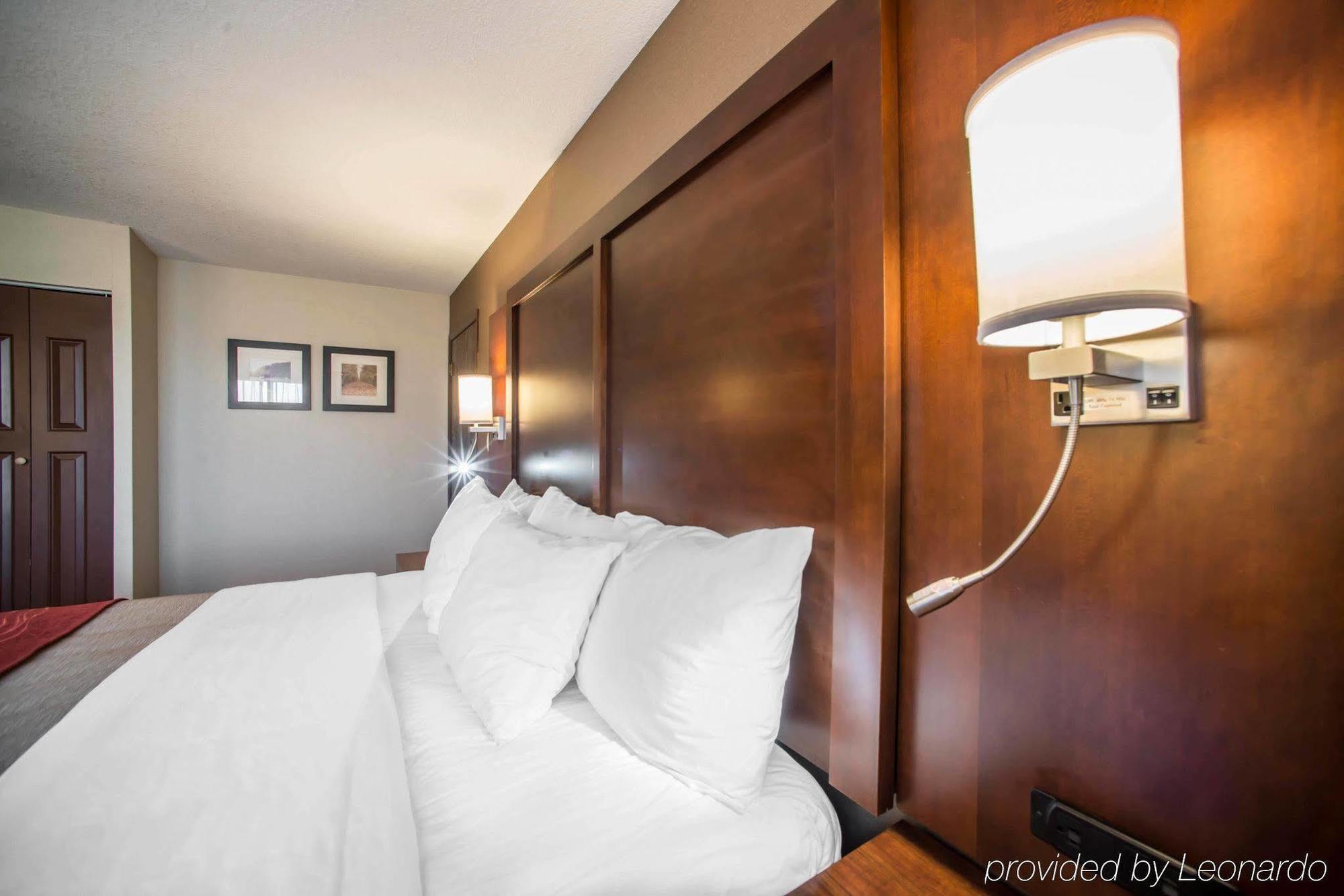 Quality Inn & Suites Boonville - Columbia מראה חיצוני תמונה