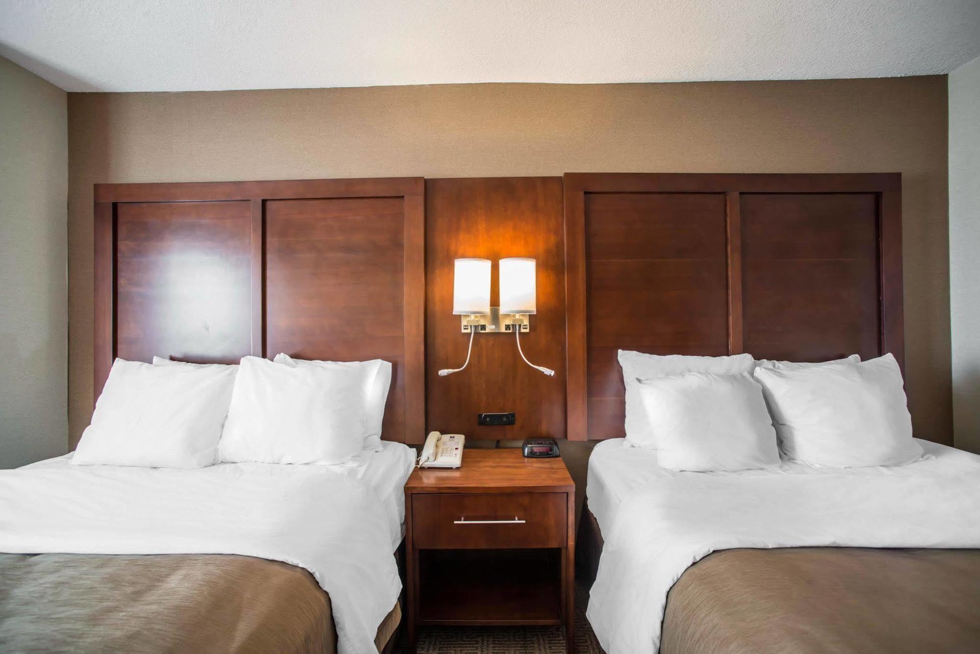 Quality Inn & Suites Boonville - Columbia מראה חיצוני תמונה